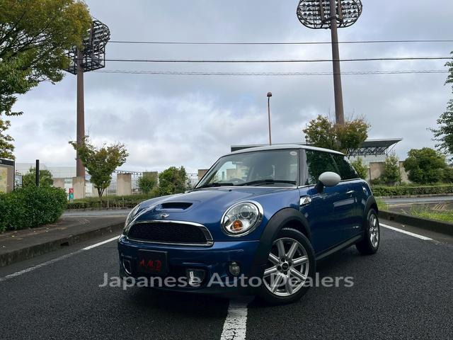 MINI MINI