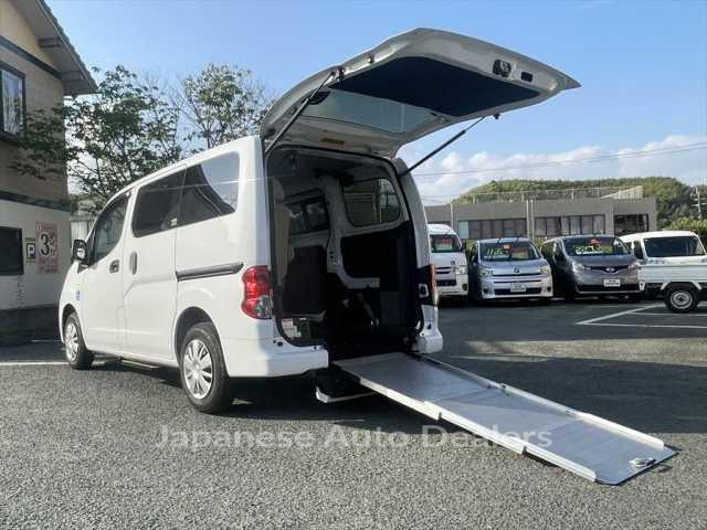 NISSAN NV200 VANETTE VAN