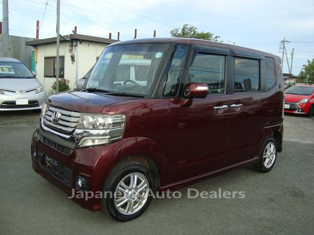 HONDA N-BOX CUSTOM