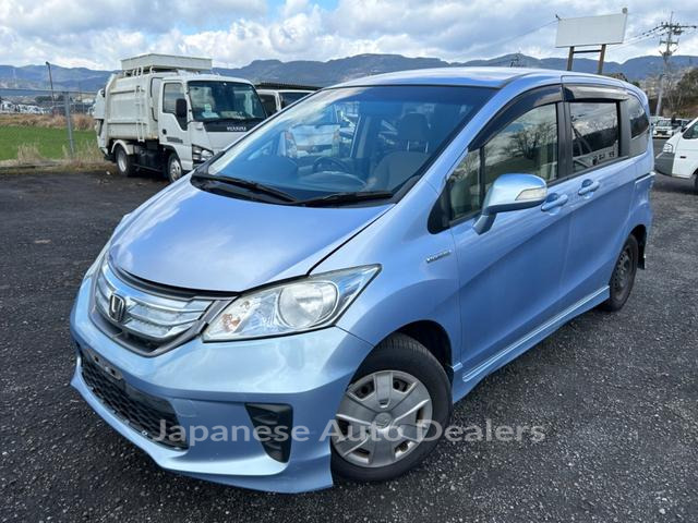 HONDA FREED HYBRID