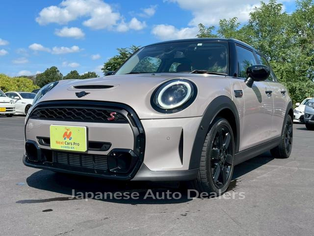 MINI MINI