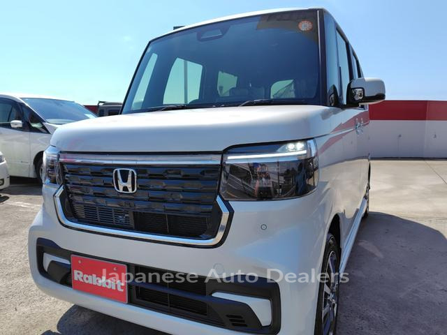 HONDA N-BOX CUSTOM