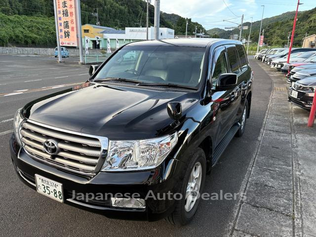 TOYOTA LAND CRUISER