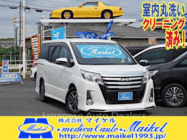TOYOTA NOAH