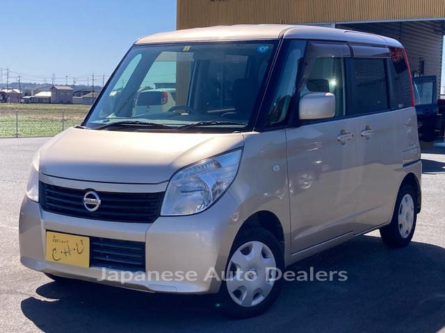 NISSAN ROOX