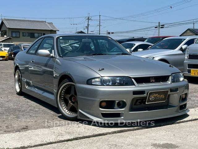 NISSAN SKYLINE
