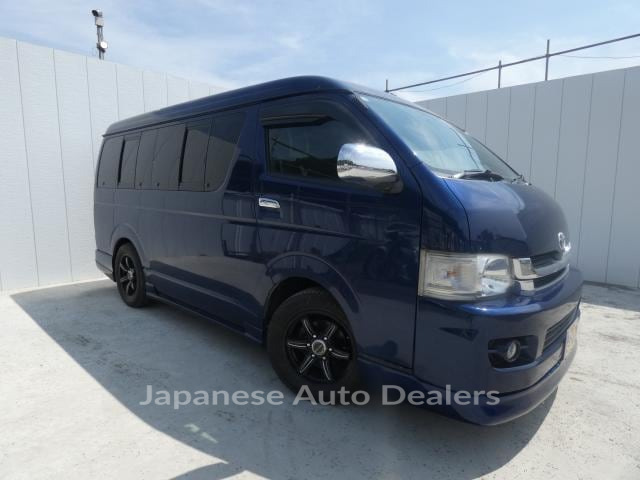 TOYOTA HIACE WAGON