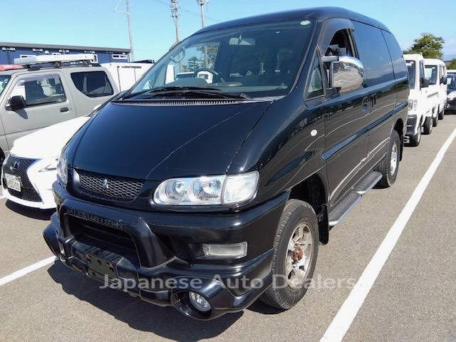 MITSUBISHI DELICA SPACE GEAR