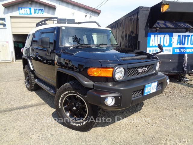 TOYOTA FJ CRUISER