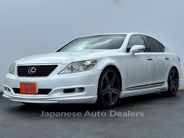 LEXUS LS