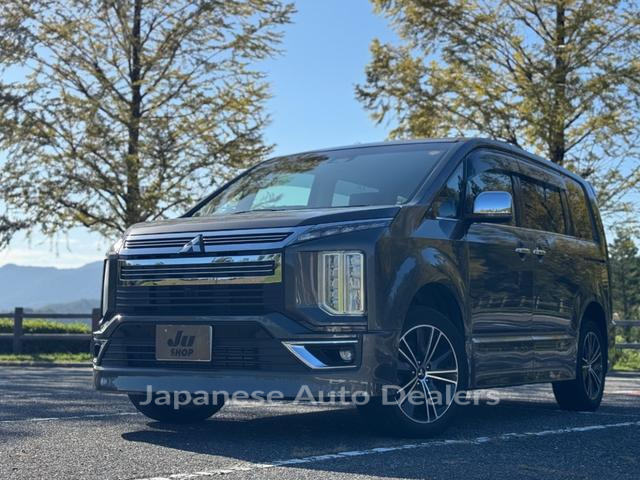 MITSUBISHI DELICA D:5