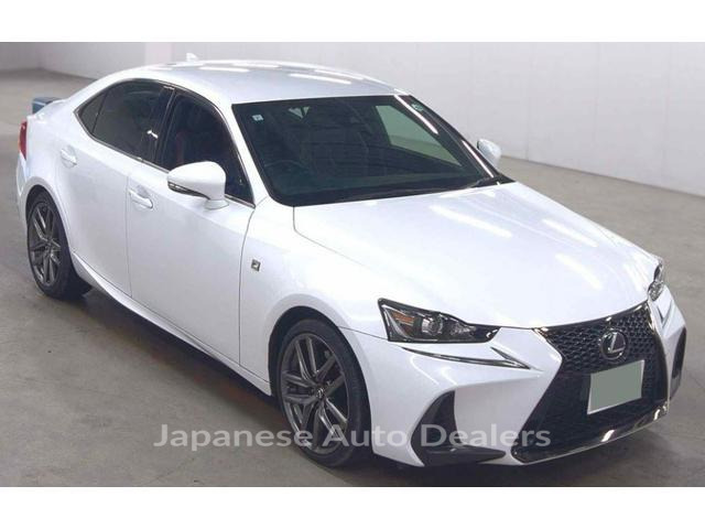 LEXUS IS