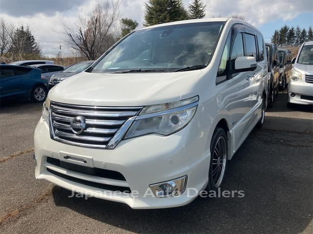 NISSAN SERENA