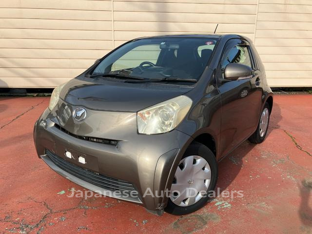 TOYOTA IQ