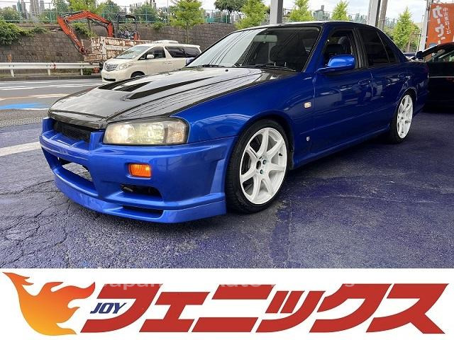 NISSAN SKYLINE