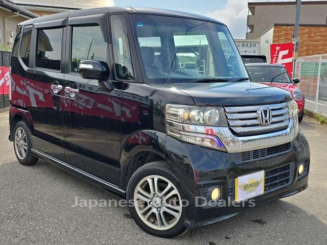 HONDA N-BOX CUSTOM