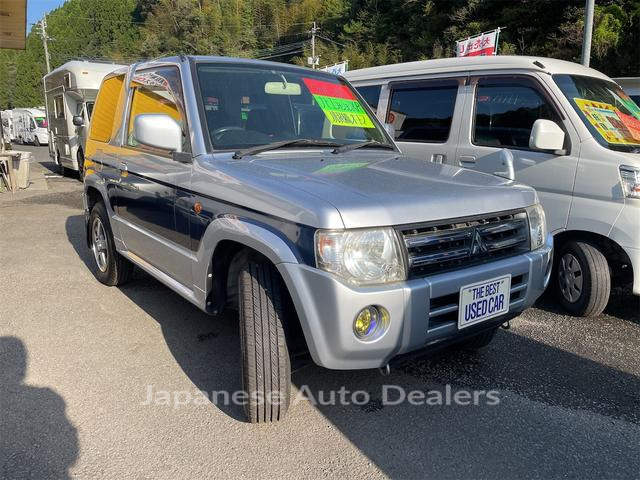 MITSUBISHI PAJERO MINI