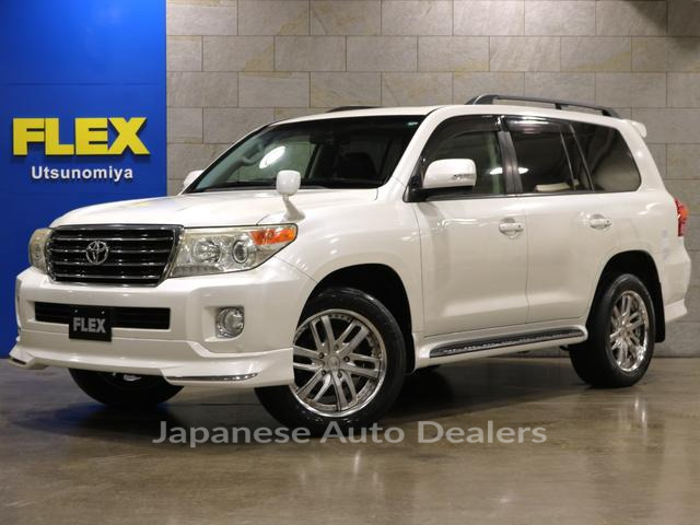 TOYOTA LAND CRUISER