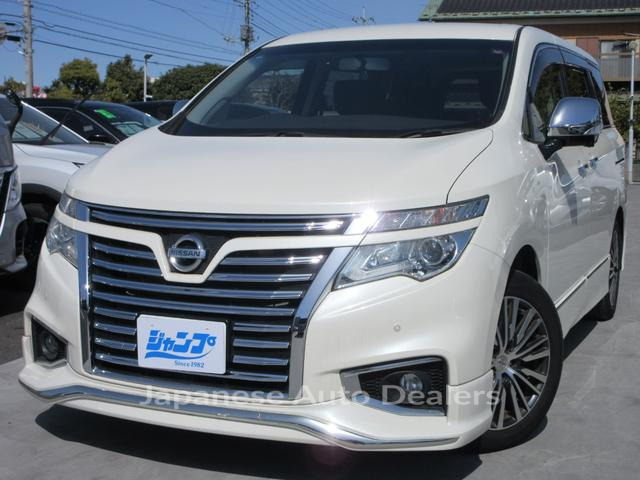 NISSAN ELGRAND