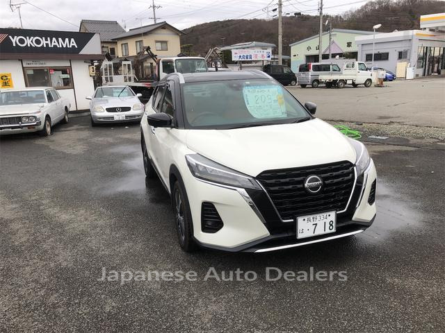 NISSAN KICKS