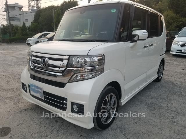 HONDA N-BOX CUSTOM
