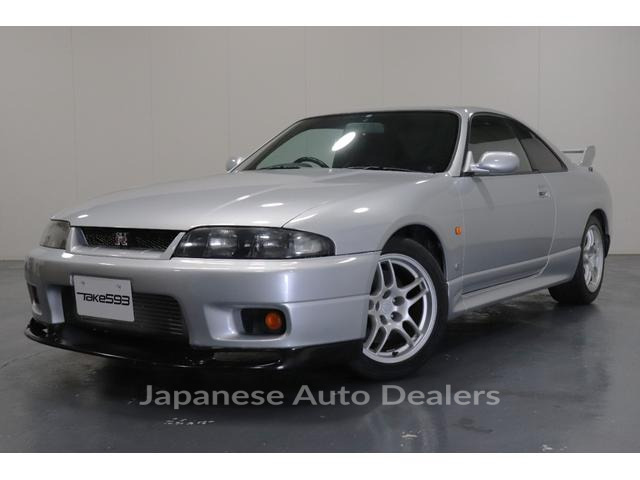 NISSAN SKYLINE