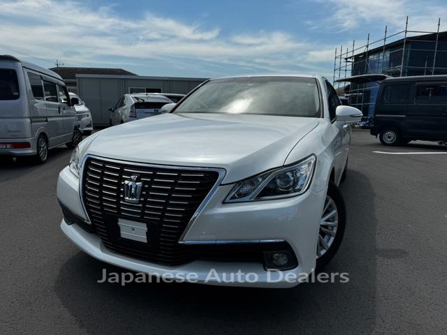TOYOTA CROWN HYBRID