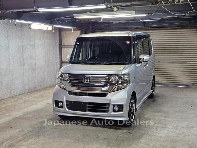 HONDA N-BOX CUSTOM