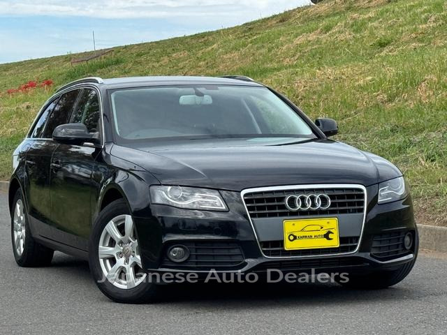 AUDI A4 AVANT