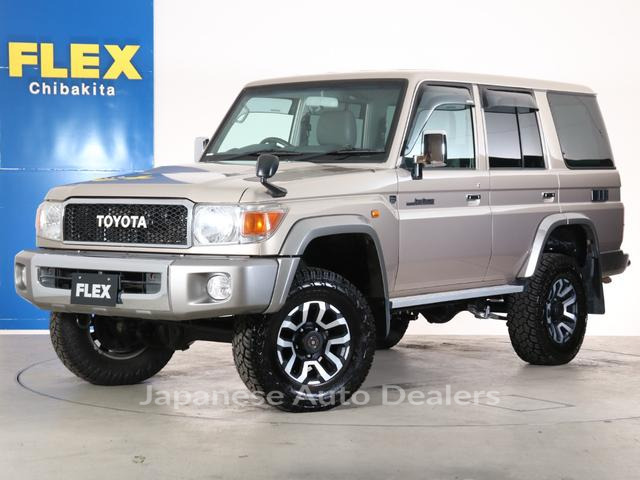 TOYOTA LAND CRUISER 70