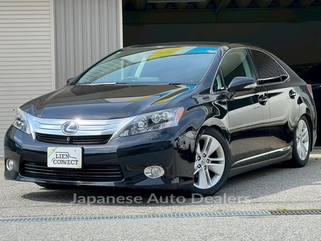 LEXUS HS