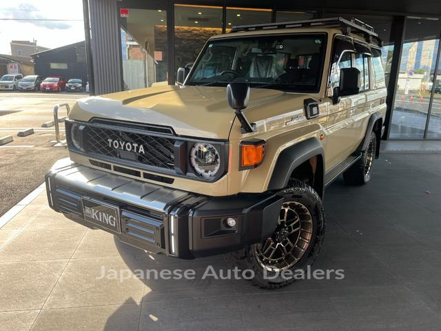 TOYOTA LAND CRUISER 70