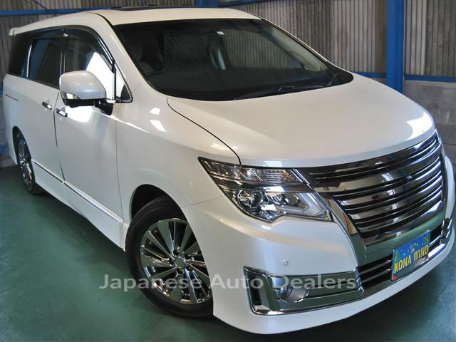 NISSAN ELGRAND