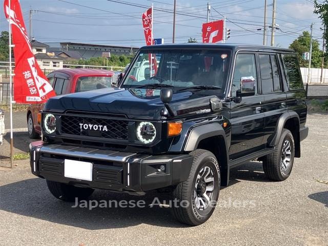 TOYOTA LAND CRUISER 70