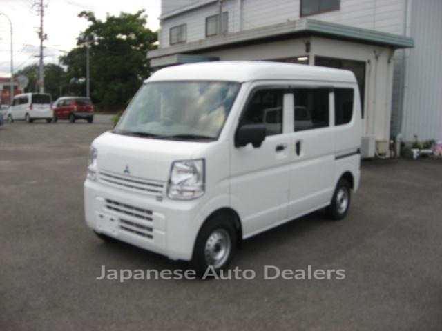 MITSUBISHI MINICAB VAN