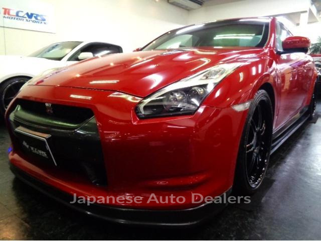 NISSAN SKYLINE