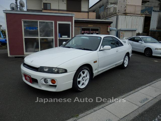 NISSAN SKYLINE
