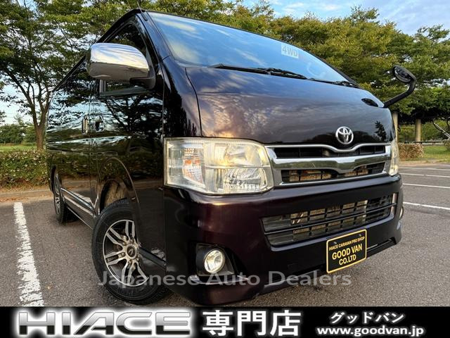 TOYOTA HIACE VAN