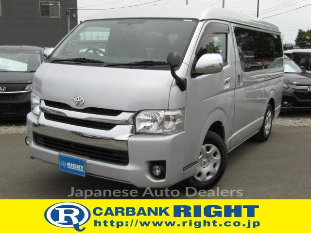 TOYOTA HIACE WAGON