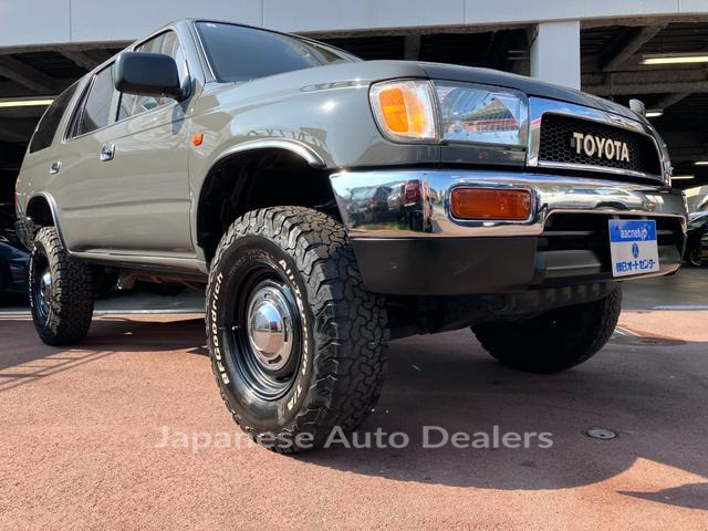 TOYOTA HILUX SURF