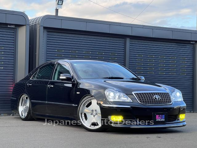 TOYOTA CROWN MAJESTA