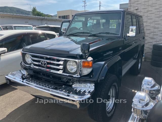 TOYOTA LAND CRUISER 70