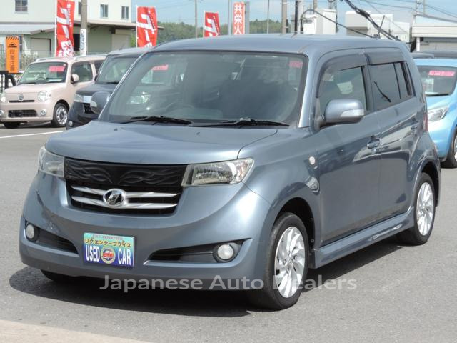 TOYOTA bB
