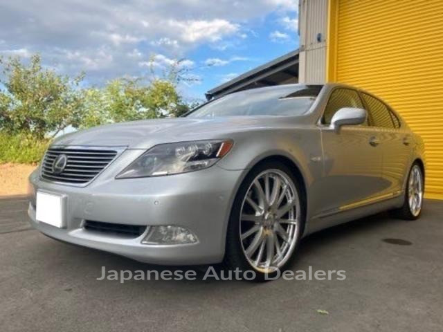 LEXUS LS