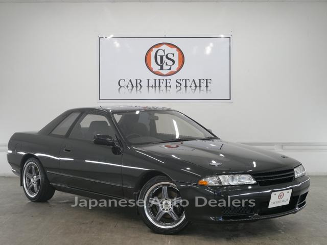 NISSAN SKYLINE