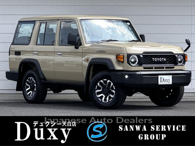 TOYOTA LAND CRUISER 70