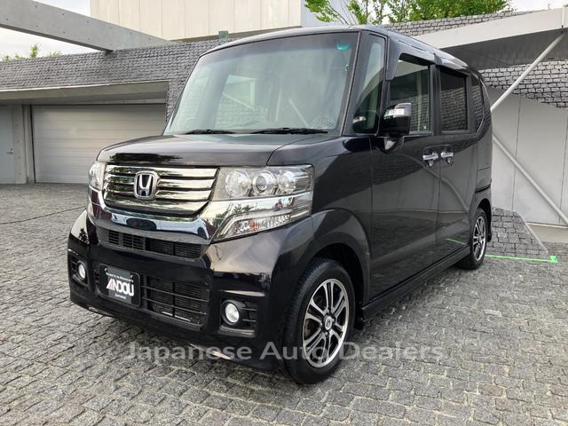 HONDA N-BOX CUSTOM