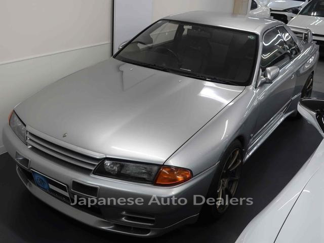 NISSAN SKYLINE