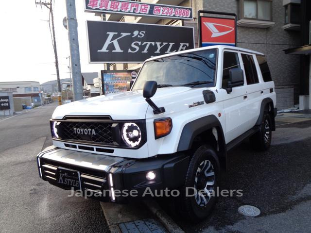 TOYOTA LAND CRUISER 70