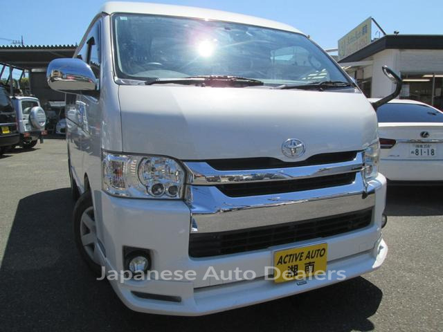 TOYOTA HIACE WAGON